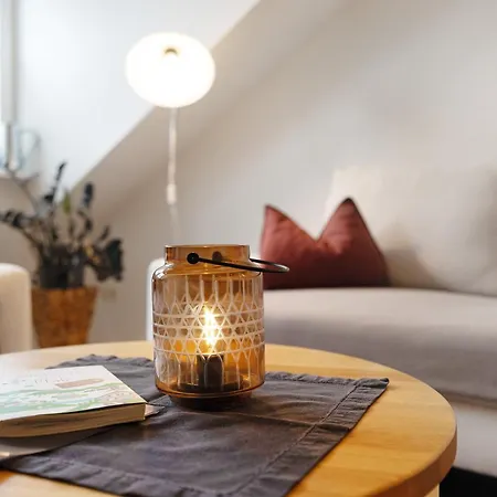 Weingut Geiler - Neucastell アパート