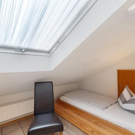 Weingut Geiler - Neucastell アパート *