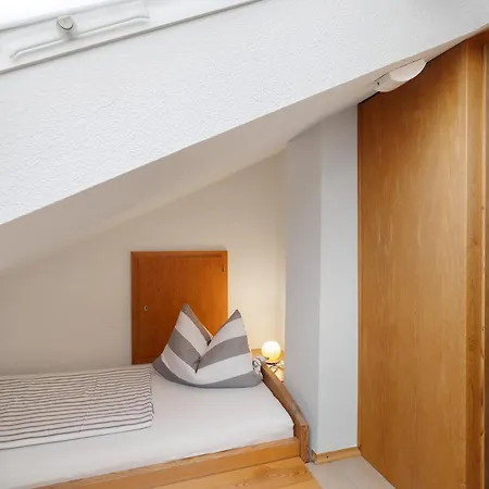 Weingut Geiler - Neucastell Apartment *