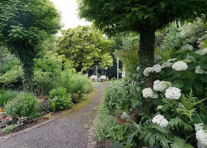 Apartamento Weingut Geiler - Neucastell *